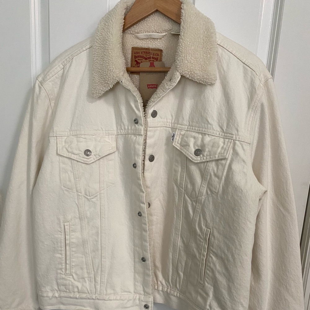 Levi's Women's Ex-Boyfriend Sherpa Trucker Jacket, white, size XL